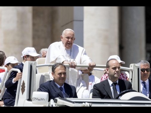 Il Papa ha un nuovo maggiordomo, è un ex addetto del Fas