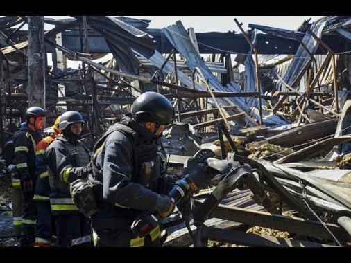 Ucraina, esplosioni segnalate a Kharkiv