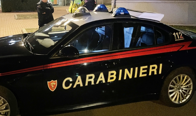 Sesto Calende, spaccio ed estorsione: 18enne in manette