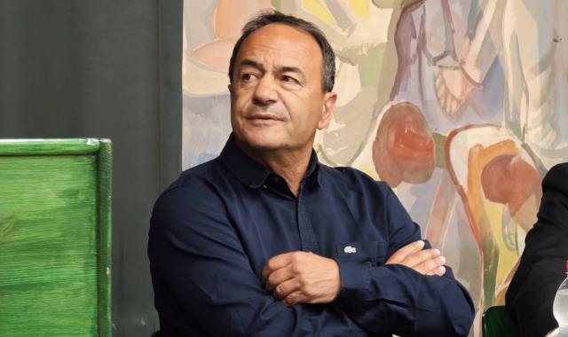 Varese, Lucano lancia il «municipalismo democratico»