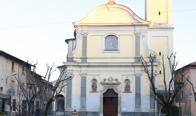 I due ladri avevano preso di mira la parrocchia di Sant’Ambrogio