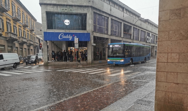 Temporale e pioggia forte a Varese