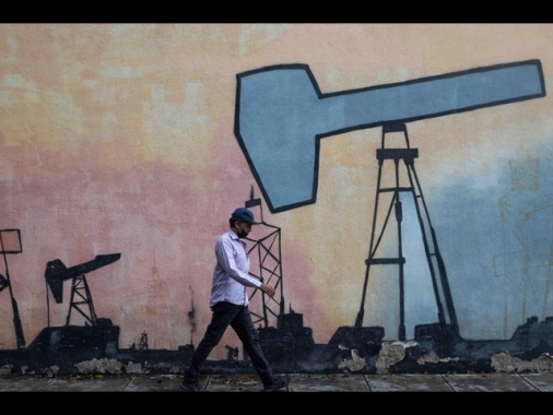 Quotazioni del petrolio in calo, Wti a 73,30 dollari (-1,24%)