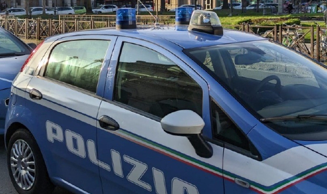 Camionista ubriaco danneggia un ponte: treni bloccati per due ore nel Novarese