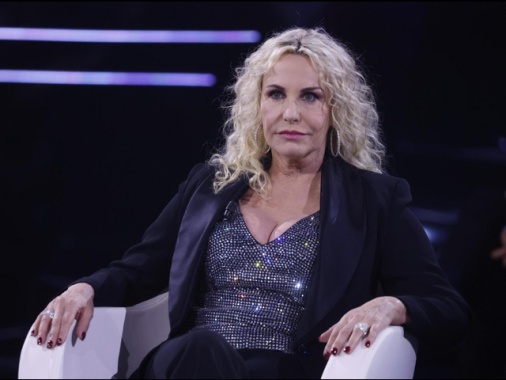 Antonella Clerici operata d'urgenza, 'tutto bene'