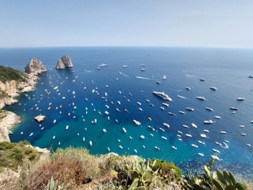 Capri senz'acqua per un guasto, sindaco blocca gli arrivi