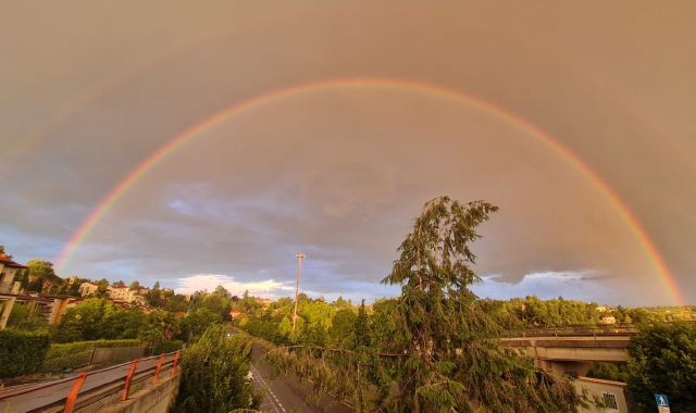 Varese, l’altro arcobaleno fra nuvole di sabbia