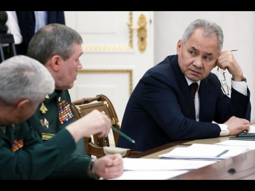 Mandati d'arresto della Cpi per Shoigu e Gerasimov