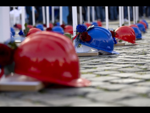 Uil, morti sul lavoro strage che uccide più della mafia