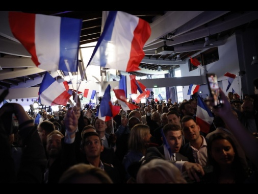 Bond europei in tensione, Francia ai massimi da novembre