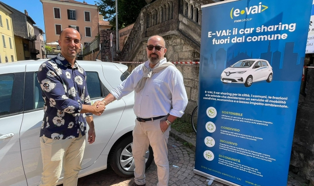 La presentazione del servizio di car sharing a Porto Ceresio