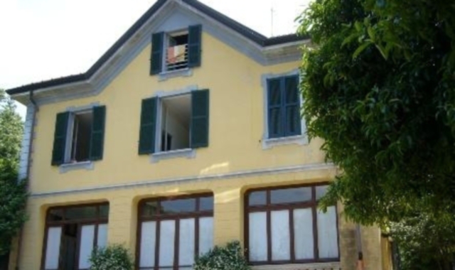 L’Asilo Mariuccia di Porto Valtravaglia (foto Archivio)