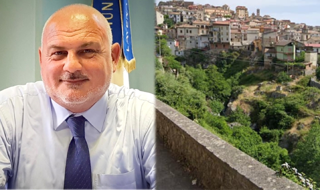 Il sindaco Mastromarino e una veduta del Comune di Mesoraca, in Calabria