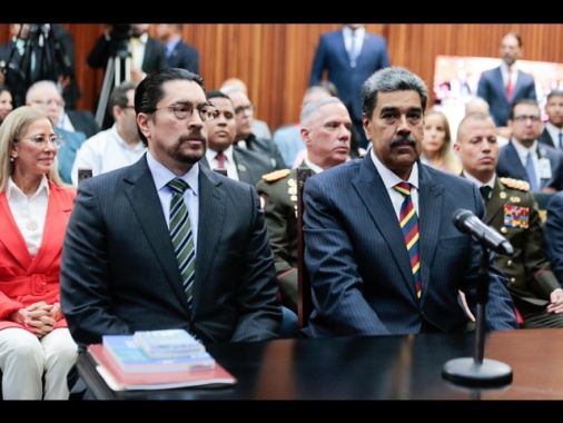 'Usa offrono a Maduro la grazia se lascia il potere'