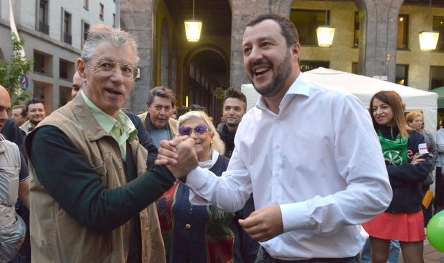 Bossi con Salvini a Varese  (foto Archivio)