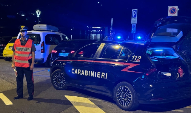 Gare tra auto a Laveno: multe e denunce