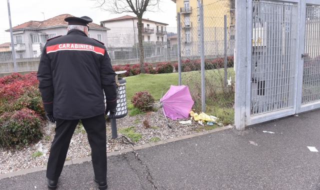 I carabinieri sul luogo dell’aggressione