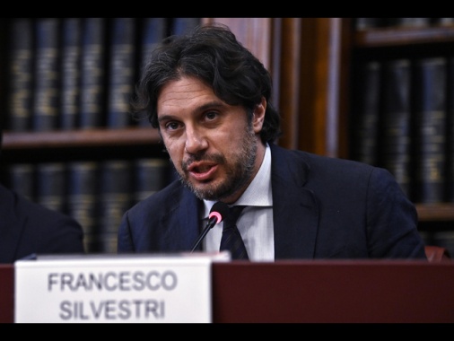 Silvestri (M5s), sugli extraprofitti presa in giro inaccettabile