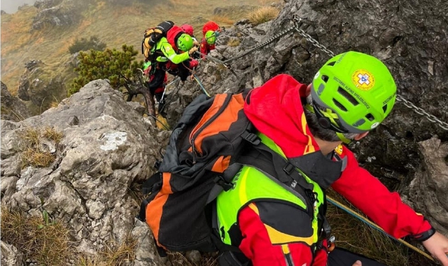 Esercitazione in ferrata del Soccorso alpino di Varese