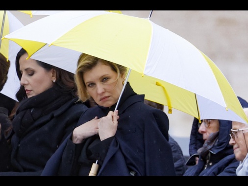 Il Papa, la guerra in Ucraina è una sciagura vergognosa