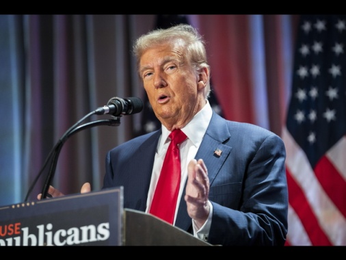 Trump non svela nomi dei donatori che finanziano la transizione
