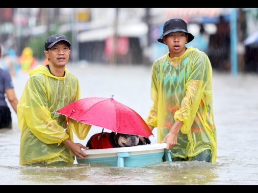 Inondazioni in Malesia e Thailandia, almeno 13 morti
