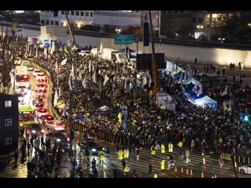 Usa, voto contro legge marziale in Corea Sud sia rispettato