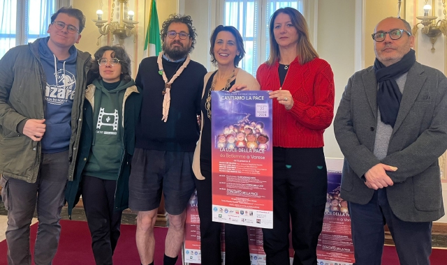 La presentazione in Comune a Varese