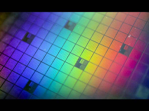 Ok Ue a 1,3 miliardi aiuti Italia a impianto semiconduttori