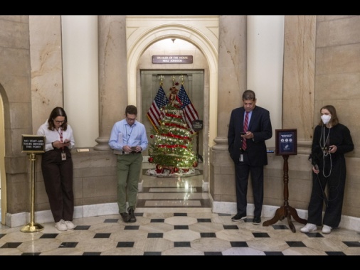 Scongiurato lo shutdown, Senato Usa approva il nuovo piano