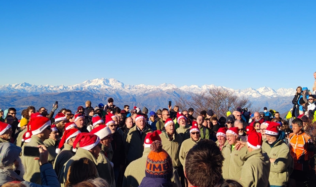 In 400 al Forte d'Orino per gli auguri in musica