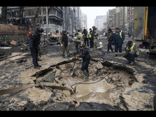 Droni russi su Kiev, un morto e 7 feriti