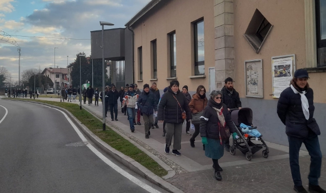 Un momento della “Marcia della Pace” a Uboldo