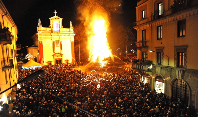 Varese guarda al “Falò della Motta”