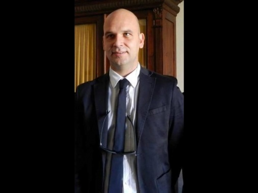 Colpi di pistola contro segreteria deputato siciliano M5S