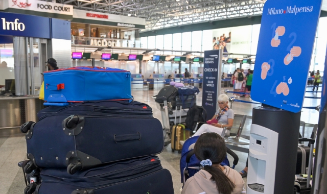 L’agitazione coinvolgerà anche il personale di Sea e Airport Handling (foto Archivio)