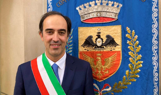 Il sindaco Luca Santagostino
