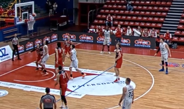 Saronno, ancora uno stop in casa: Piacenza passa 77-75