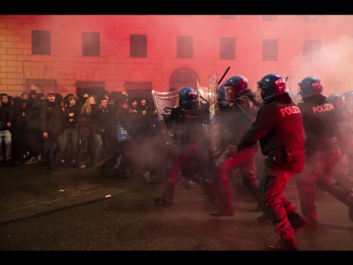 Presidenti Camere, nessuna tolleranza contro violenze