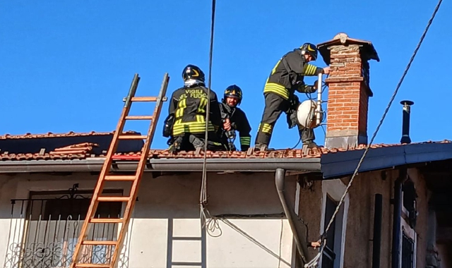 L’intervento dei vigili del fuoco a Ferrera