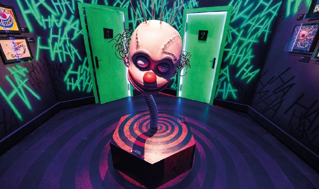 Un percorso tra oltre  150 disegni, bozzetti, opere d’arte animate, figure a grandezza naturale e straordinarie ricostruzioni scenografiche