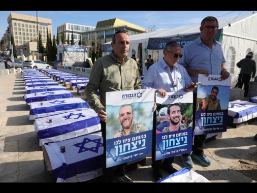 Famiglie, 'solo Netanyahu responsabile se accordo crolla'