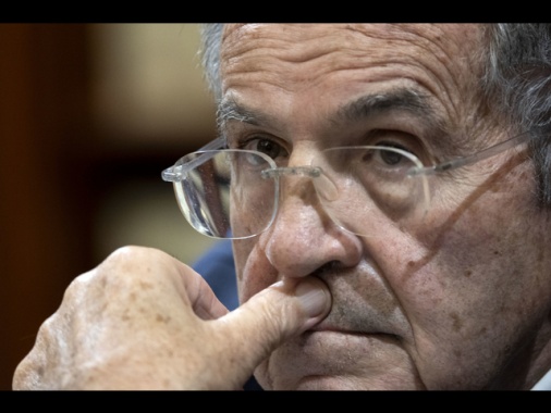 Prodi, centrosinistra muto, bisogna ricominciare e discutere