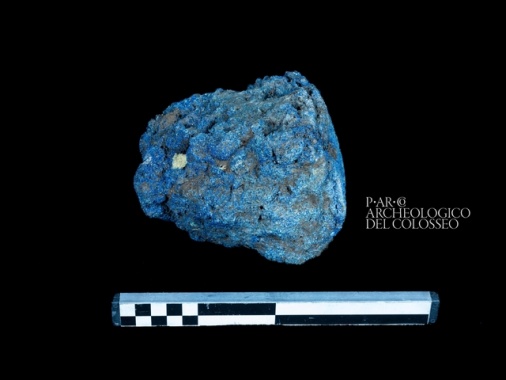 Blu egizio, rosso e ocra gialla, i colori della Domus Aurea