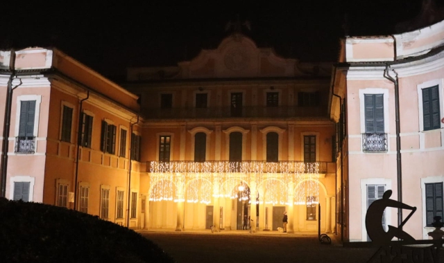 Il concerto per la pace si terrà a Palazzo Estense (foto Archivio)