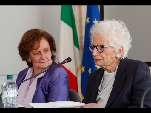 Segre, non sparai al mio carceriere, diventai donna di pace