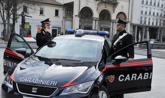 Via da casa, la mamma lo fa tornare: arrestato