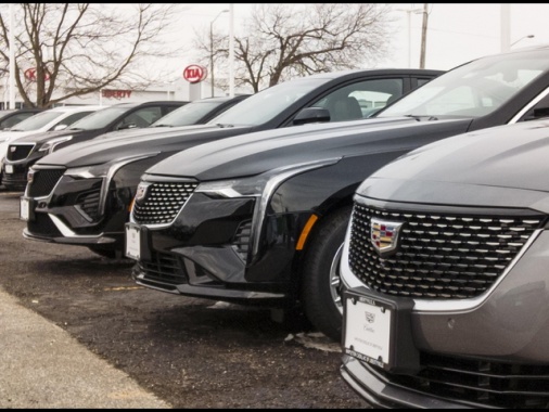 Per Gm trimestre in rosso, si prepara a dazi Trump al Messico