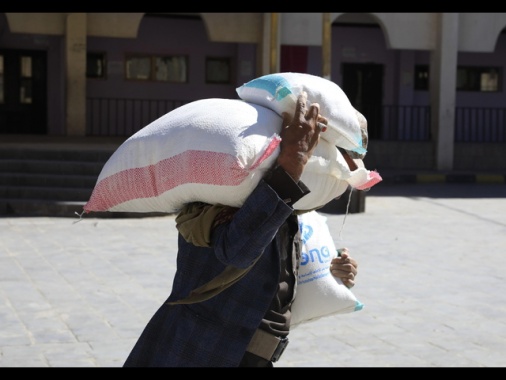 Un adulto su 5 e un minore su 6 è a rischio povertà in Ue