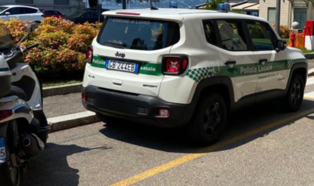 Sul posto è intervenuta anche la polizia locale  (foto Archivio) 